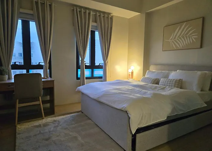 Aparthotel Scandicozy Naia T3 Newport Wifi Pool Netflx